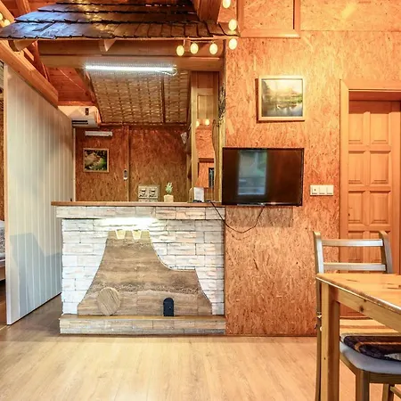 度假居 House On Piles, River 'apartman Una' 波斯尼亚克鲁帕