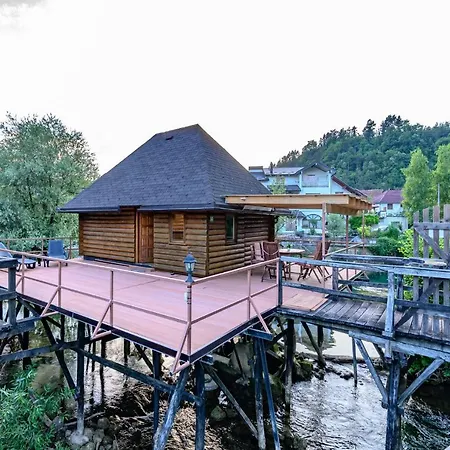 House On Piles, River 'apartman Una' Casa vacanze